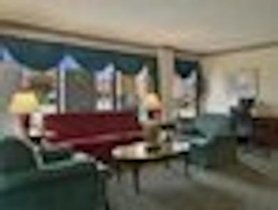 سوپر 8 اُرانجبورگ نیر ای-26