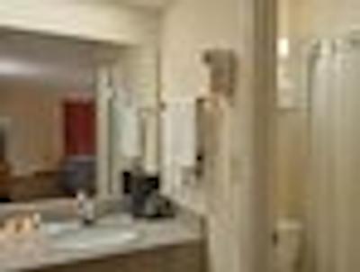 سوپر 8 اُرانجبورگ نیر ای-26