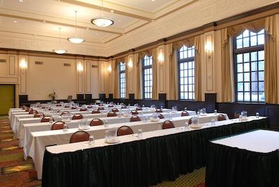 هموود سویتز بای هیلتون ناشویل-دونتون