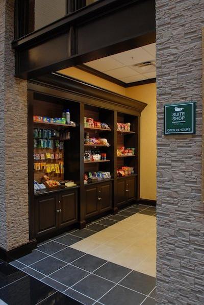 هموود سویتز بای هیلتون ناشویل-دونتون