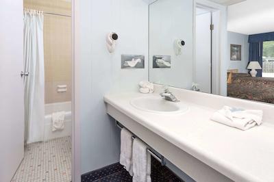 نایتز این نرد پلات