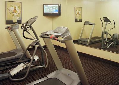 هموود سویتز بای هیلتون هوستون وست-انرجی کریدر