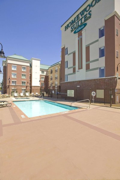 هموود سویتز بای هیلتون اسالت لاک سیتی-دونتون