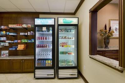 هموود سویتز بای هیلتون اسالت لاک سیتی-دونتون