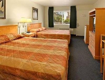 هوارد جهنسُن اکسپرز این سان دیگو اسیا ورلد اریا