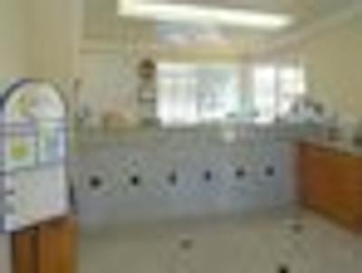 سورست هتل بای بست وسترن اسیسید منتری