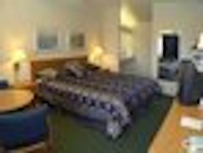 سورست هتل بای بست وسترن اسیسید منتری