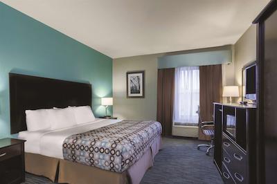 لا کوینتا این اند سویتز ناکسویل ایست