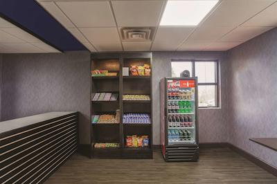 لا کوینتا این اند سویتز ناکسویل ایست