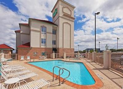 لا کوینتا این اند سویتز هوستون-وسچاس