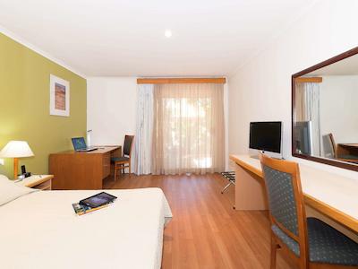 ایبیز استیلز کونونورا هتل