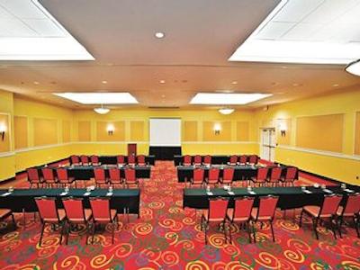 لا کوینتا این اند سویتز سان انتونیو مدیکال سنتر