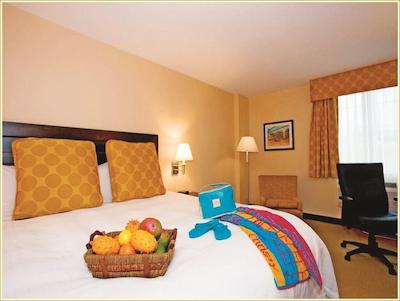 لا کوینتا این اند سویتز سان انتونیو مدیکال سنتر