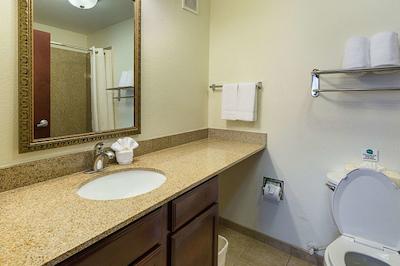 مینست سویتز تکساز مدیکال سنتر/رلیانت پارک