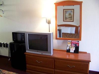 Traveler’s Inn and Suites Oklahoma City Airport