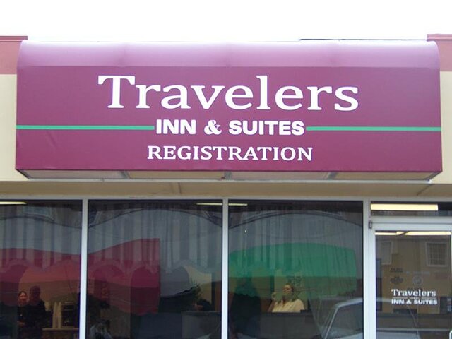 Traveler’s Inn and Suites Oklahoma City Airport