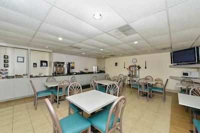 امریکاز بست والو این