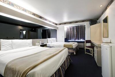 امریکاز بست والو این راسین