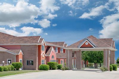 میکرتل این اند سویتز بای ویندهام اماریلو