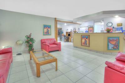 میکرتل این اند سویتز بای ویندهام گالوپ