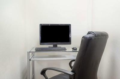 میکرتل این اند سویتز بای ویندهام ادنز