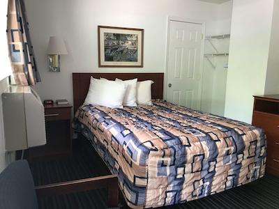 استودیو 6 ریچمند وا-ای-64 وست