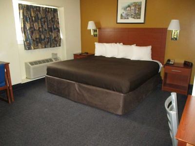 استودیو 6 ریچمند وا-ای-64 وست