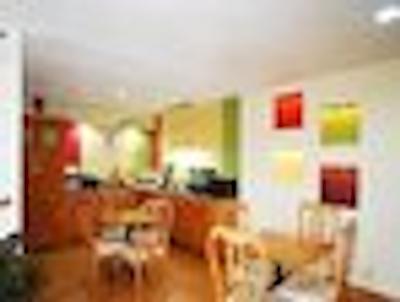 سوپر 8 اندرسُن/کلمسُن اریا