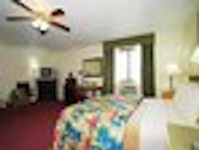 سوپر 8 اندرسُن/کلمسُن اریا