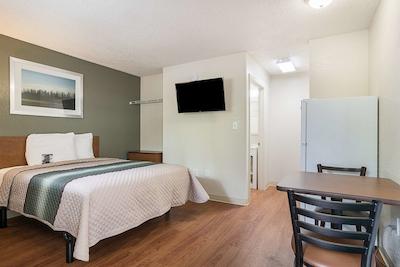 همتون استودیز اُرلاندو اسود