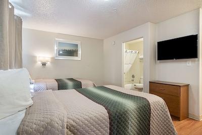 همتون استودیز اُرلاندو اسود