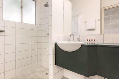 تراولج ریزرت داروین