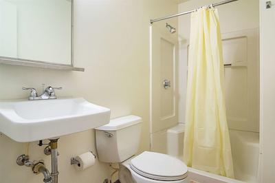 استودیو 6 فتویل نک براگ بولوارد