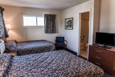 استودیو 6 فتویل نک براگ بولوارد