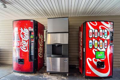 استودیو 6 فتویل نک براگ بولوارد