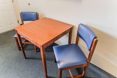 استودیو 6 فتویل نک براگ بولوارد