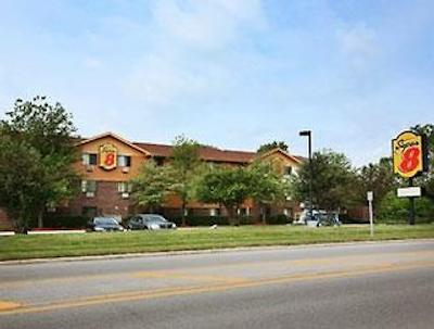 سوپر 8 متل-بلویل