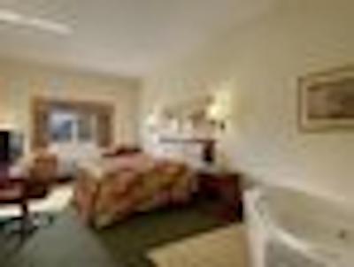 سوپر 8 متل-رلا