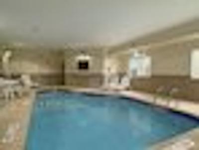 سوپر 8 متل-رلا