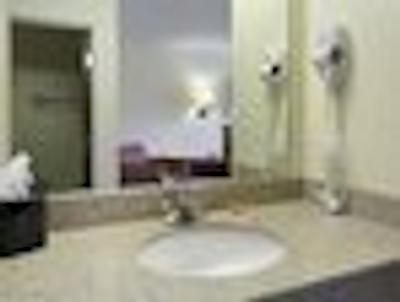 سوپر 8 متل-رلا