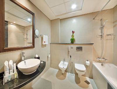 رامادا بای ویندهام دیره