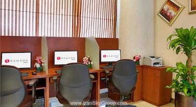 رامادا بای ویندهام دیره