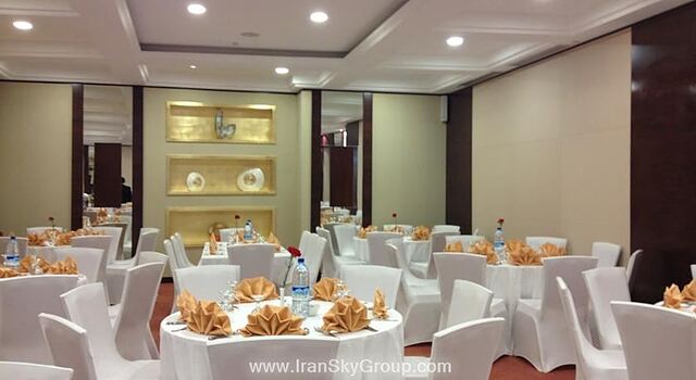 رامادا بای ویندهام دیرا