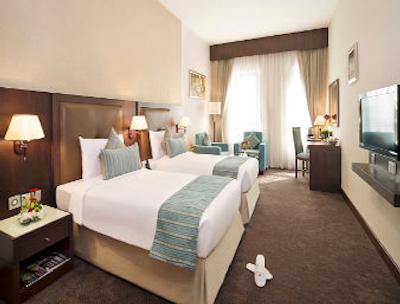 رامادا بای ویندهام دیره