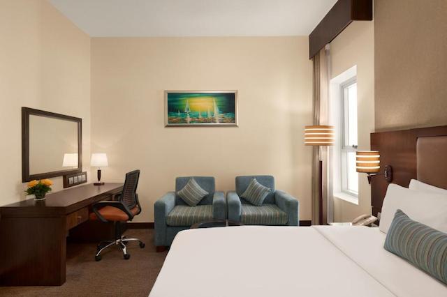 رامادا بای ویندهام دیره