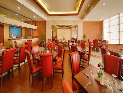 رامادا بای ویندهام دیره