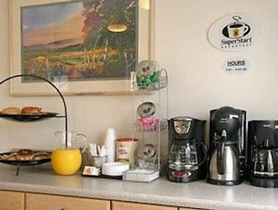 سوپر 8 متل-هوارد دونتون