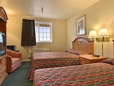 سوپر 8 متل-ساکرامنتو/فلرین رد