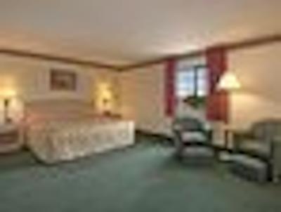 سوپر 8 پلینفیلد/ایندیاناپلیز آیرپرت اریا