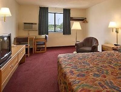 سوپر 8 متل گراند جونکشن